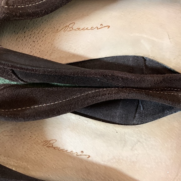 Eddie Bauer brown leather slip-on shoes. Size 8 - Picture 3 of 5